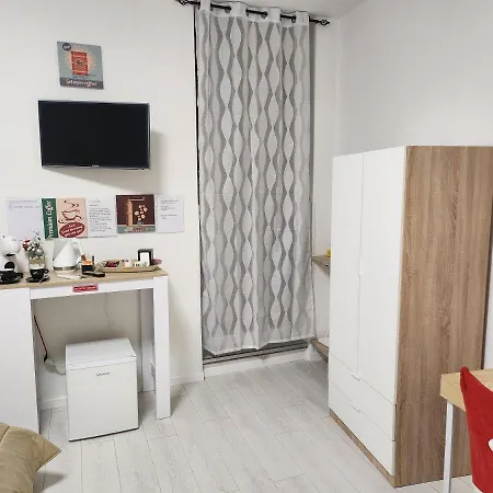 Konukevi La Corte Cambiago